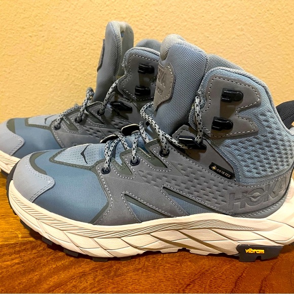 Hoka Anacapa Mid GTX Mountain Spring Blue Women's Hiking Boots
Shoes Size 7B NEW - Picture 2 of 9